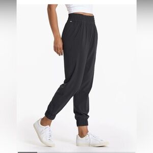 Vuori Villa Jogger Lightweight Pants